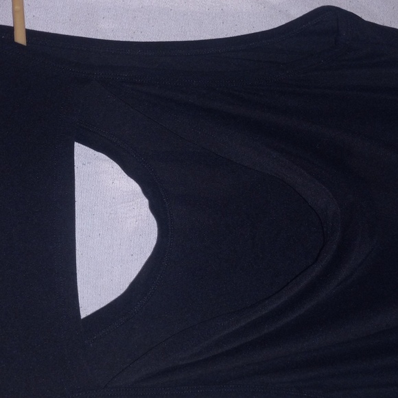 No Boundaries open back LOVE tank - Picture 3 of 5